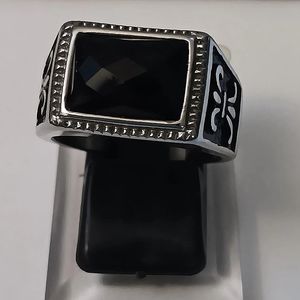 Ring black cristal stone Fleur de lis Stainless Steel size 10